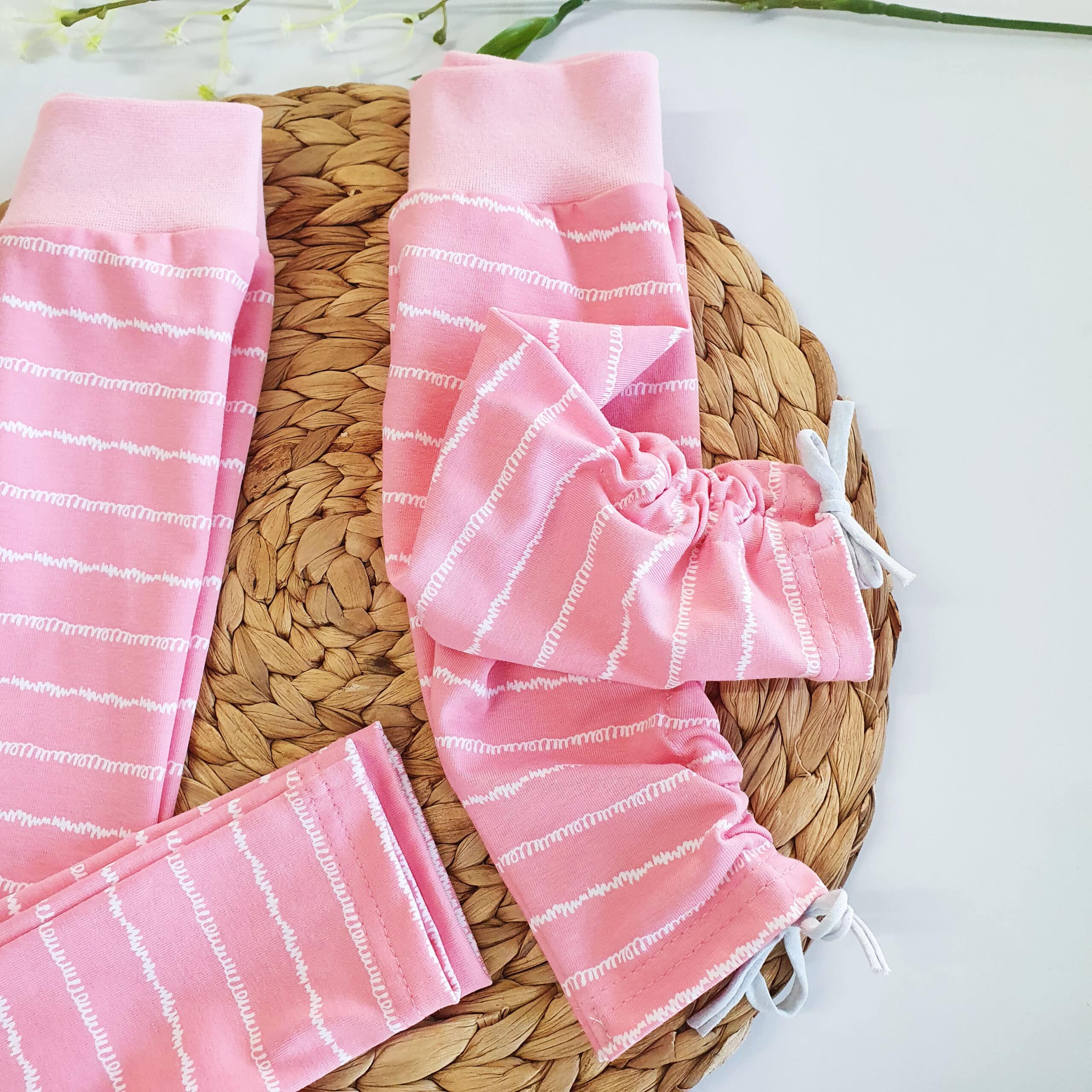 Leggins rosa gestreift Capri gerafft Gr. 92